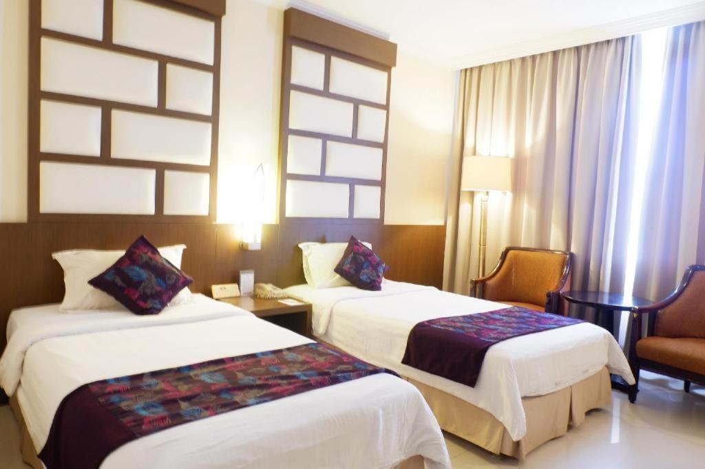 Kedaton Hotel Bandung Exterior photo
