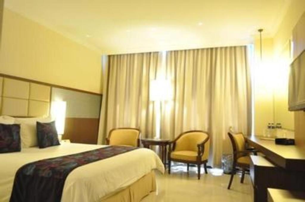 Kedaton Hotel Bandung Exterior photo