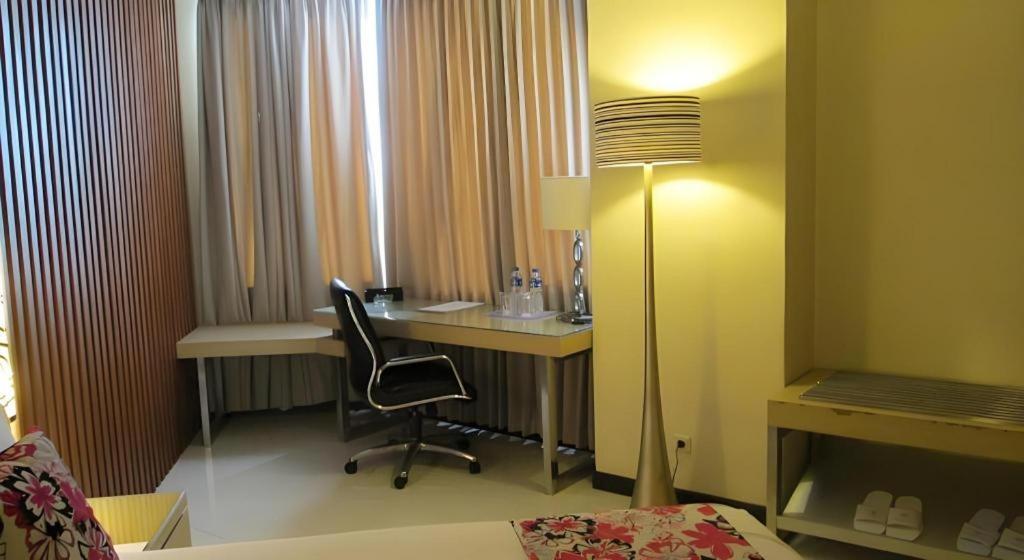 Kedaton Hotel Bandung Exterior photo