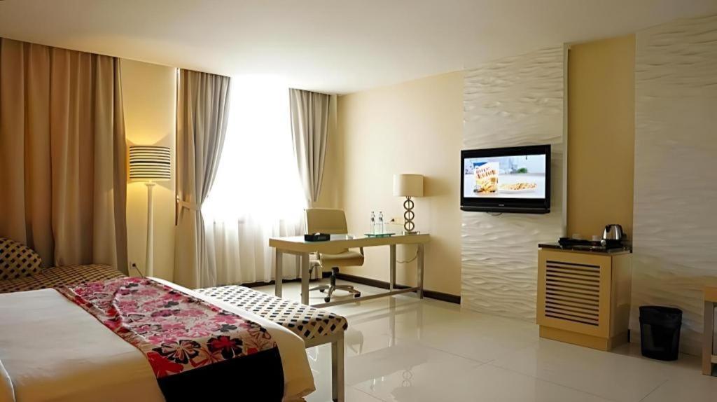 Kedaton Hotel Bandung Exterior photo