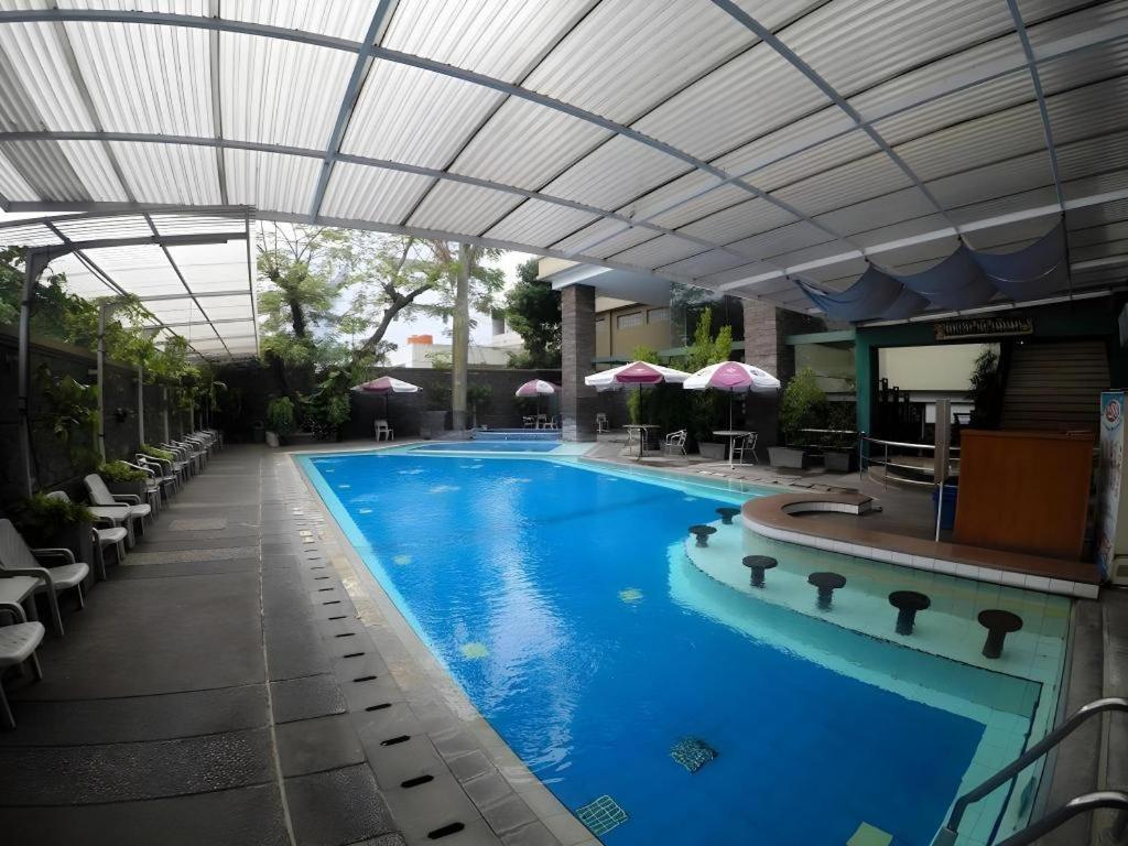 Kedaton Hotel Bandung Exterior photo